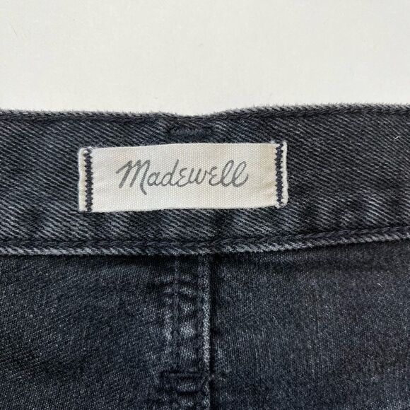 Madewell Rigid Denim A-Line Mini Skirt in Lunar Wash: Button-Front Edition 26 - Picture 5 of 6
